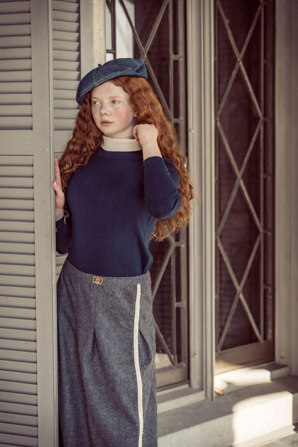 COCO BLANC <BR> Side Fringe Skirt