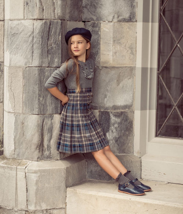 COCO BLANC <BR> Ruffle Bib Sweater & Plaid Pleated Skirt Set