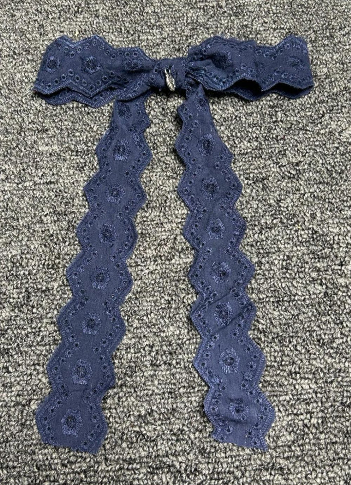 Ric Rac Eyelet Bow Clip – B'Dazzle