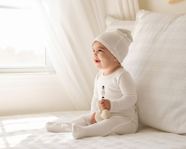 CUDDLE & COO <BR> Woven Boy/Girl Stretchie