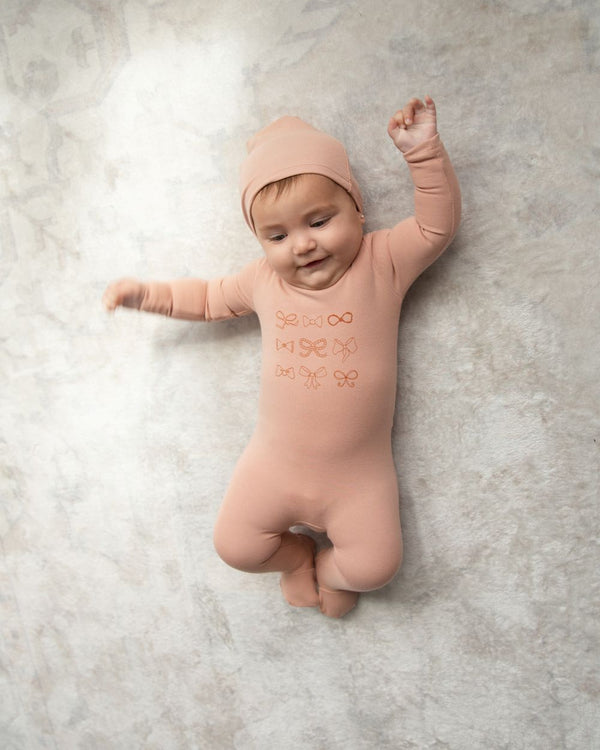 CUDDLE & COO <BR> Bows Stretchie